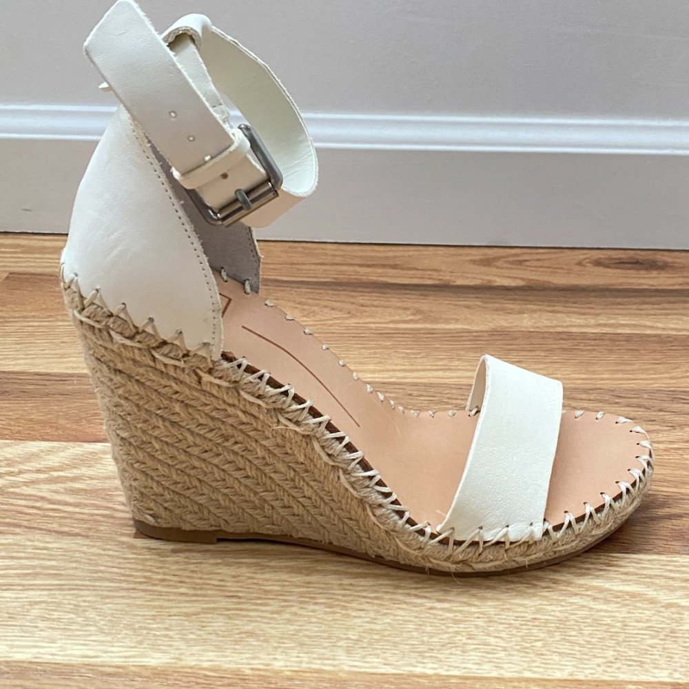 DOLCE VITA WHITE ESPADRILLE WEDGE SANDALS SIZE 7.5